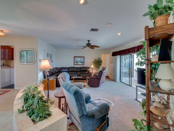 Marco Island Three Bedroom Home Pool & Dock